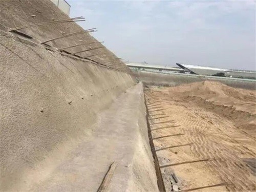 汉南河道边坡加固